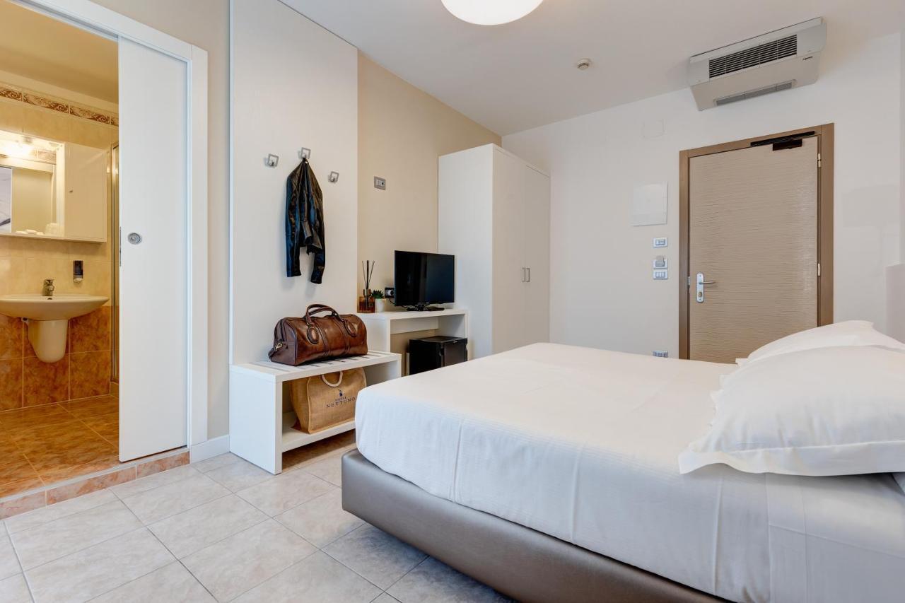 Hotel Nettuno Lido di Jesolo Dış mekan fotoğraf