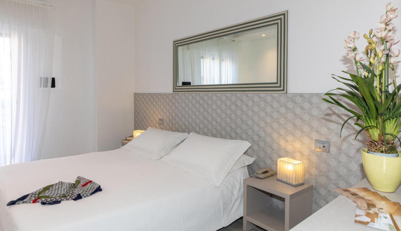 Hotel Nettuno Lido di Jesolo Dış mekan fotoğraf