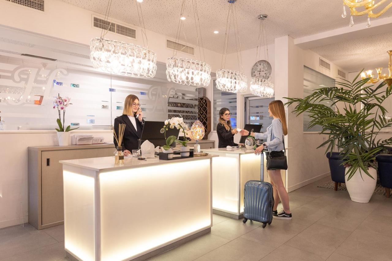 Hotel Nettuno Lido di Jesolo Dış mekan fotoğraf